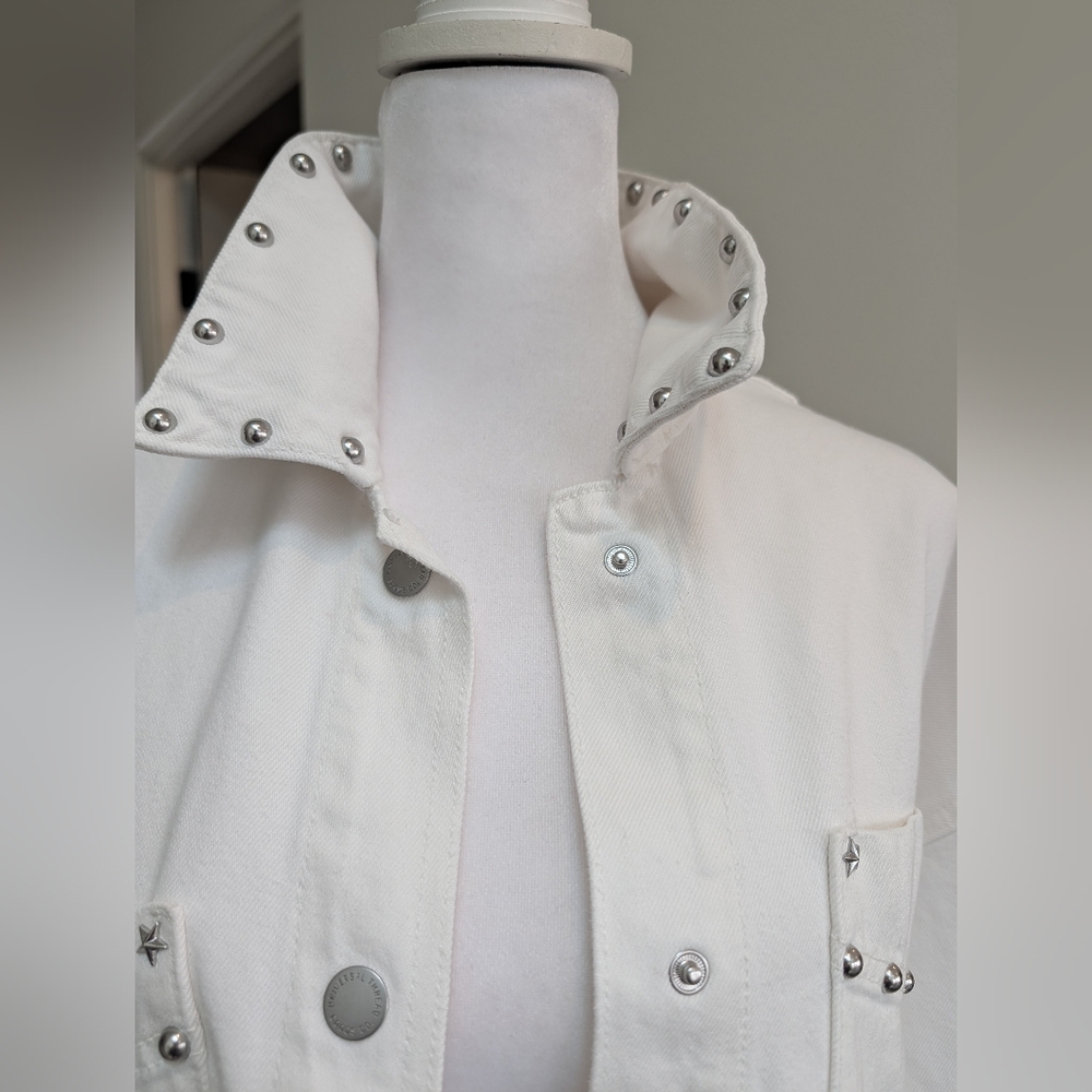 Universal Thread Cream Denim Jacket - Picture 3 of 8